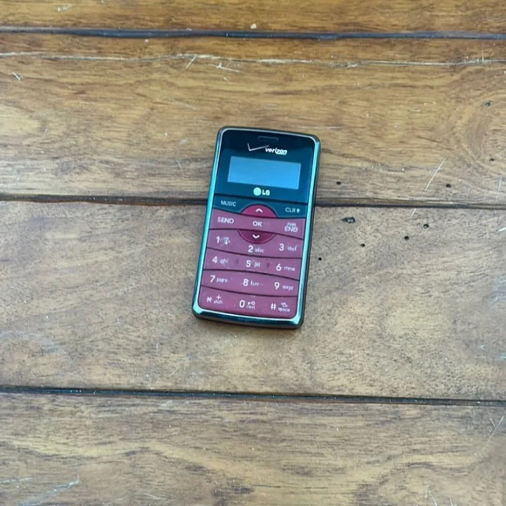 Verizon LG Flip Phone Used Vintage red Good Working Device